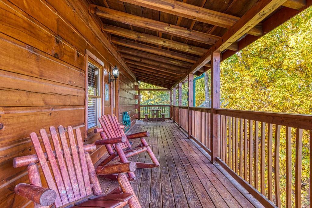 The Nut House, Hot Tub, Game Room, Wifi, 1089 Free Tickets Each Paid Day, Dollywood And More! 비둘기 포지 외부 사진